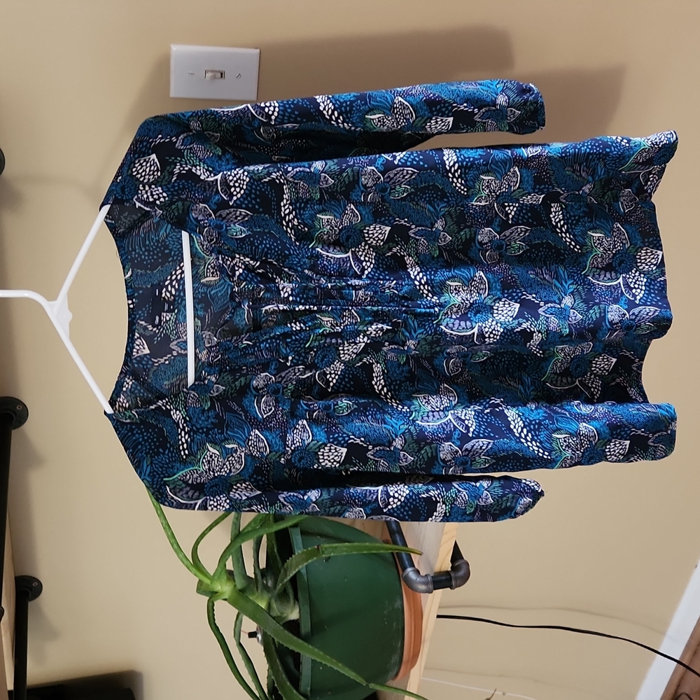 Gap M blue blouse